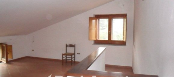 Casa de 2 dormitorios en Trecchina, Italy No. 294619 19