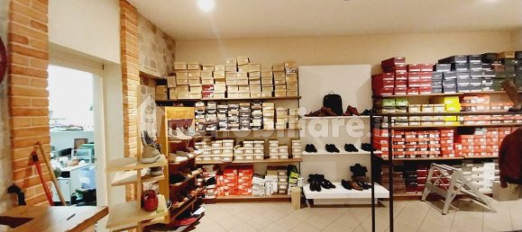 3 rooms Commercial property in Montelupo Fiorentino, Italy No. 35714 9