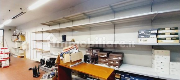 3 rooms Commercial property in Montelupo Fiorentino, Italy No. 35714 22
