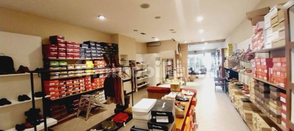 3 rooms Commercial property in Montelupo Fiorentino, Italy No. 35714 10