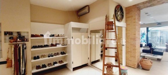 3 rooms Commercial property in Montelupo Fiorentino, Italy No. 35714 8