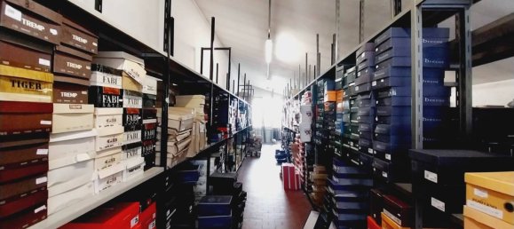 3 rooms Commercial property in Montelupo Fiorentino, Italy No. 35714 27