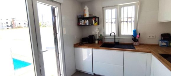 2 bedrooms Villa in Alicante, Spain No. 176476 8