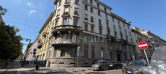 2 bedrooms Apartment in Milan, Italy No. 336944 17