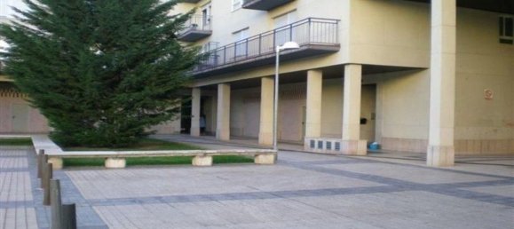 159m² Commercial property in Salamanca, Spain No. 71179 3