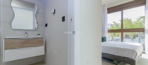 2 bedrooms Apartment in Los Balcones, Spain No. 8745 11