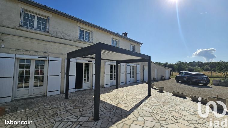 4 غرف نوم منزل في Chouze-sur-Loire, France رقم 304756