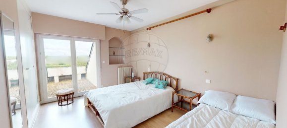 Casa de 5 dormitorios en Loir-et-Cher, France No. 39028 25