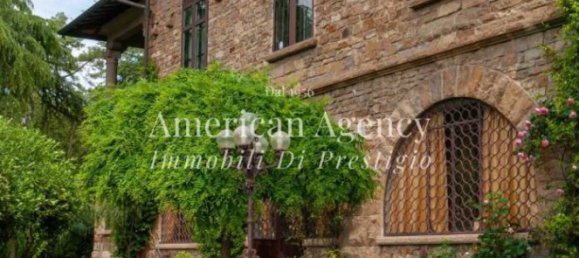 4 bedrooms Apartment in Florence, Italy No. 361859 9