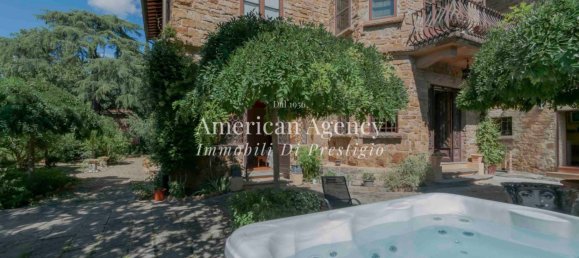 4 bedrooms Apartment in Florence, Italy No. 361859 3