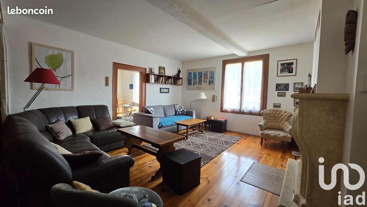 5 bedrooms House in Saint-Amand-sur-Fion, France No. 275313