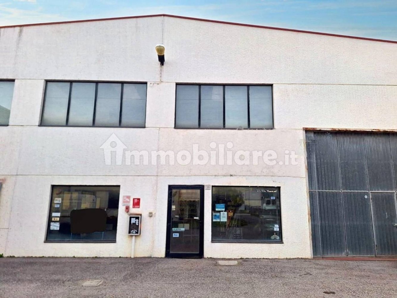 500m² Warehouse in Ravenna, Italy No. 316999