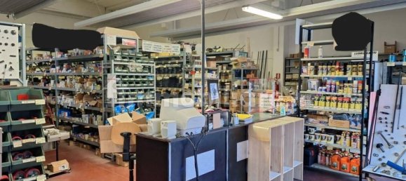 500m² Warehouse in Ravenna, Italy No. 316999 3