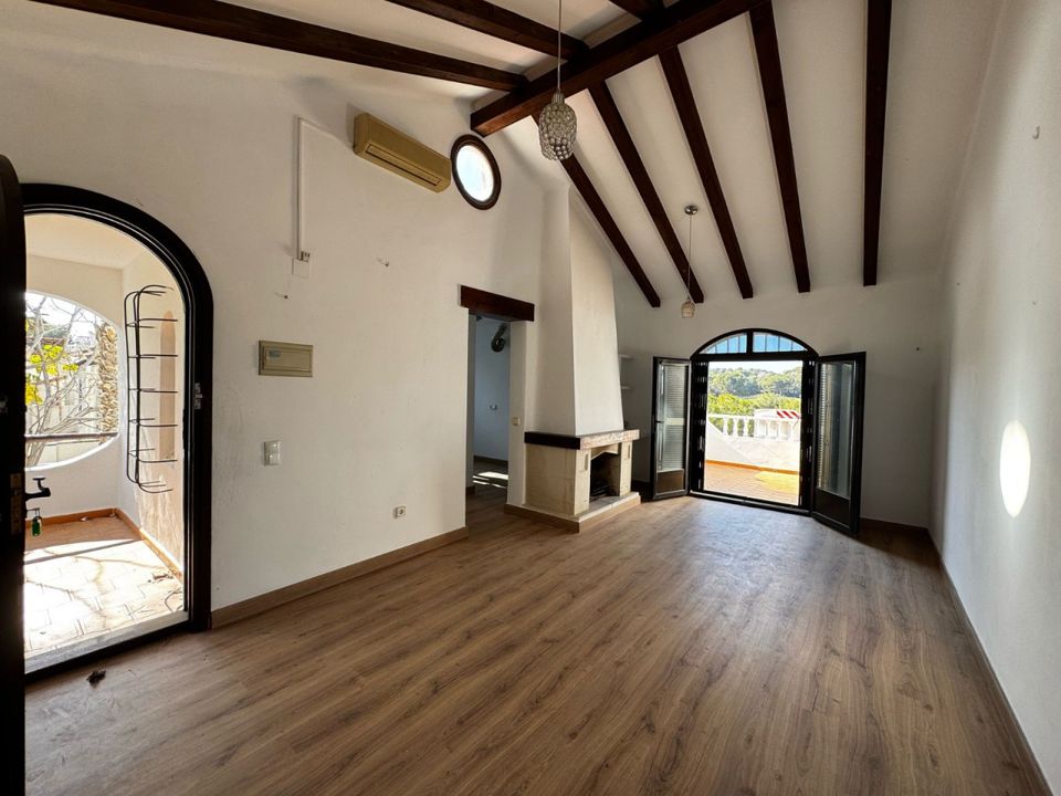 3 bedrooms Villa in Alicante, Spain No. 246424