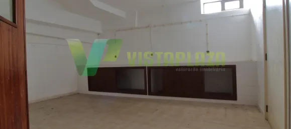 Propriété commerciale à Portimao, Portugal 197m² No. 75265 5