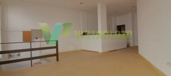 Propriété commerciale à Portimao, Portugal 197m² No. 75265 2