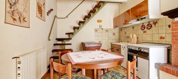 4 bedrooms Villa in Sant'Angelo in Vado, Italy No. 260455 4