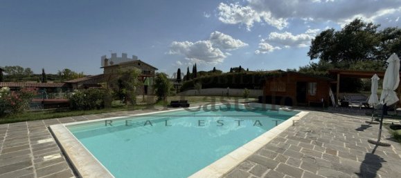 3 bedrooms House in Castiglione del Lago, Italy No. 328482 4