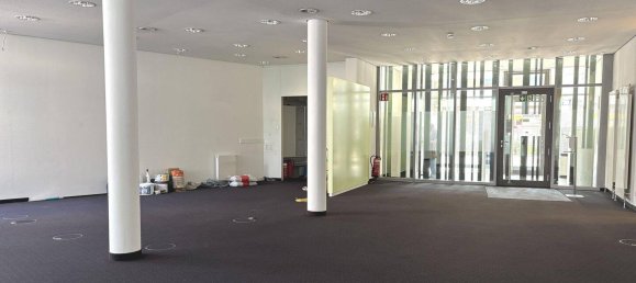 8 rooms Building in Stuttgart, Germany No. 363632 6