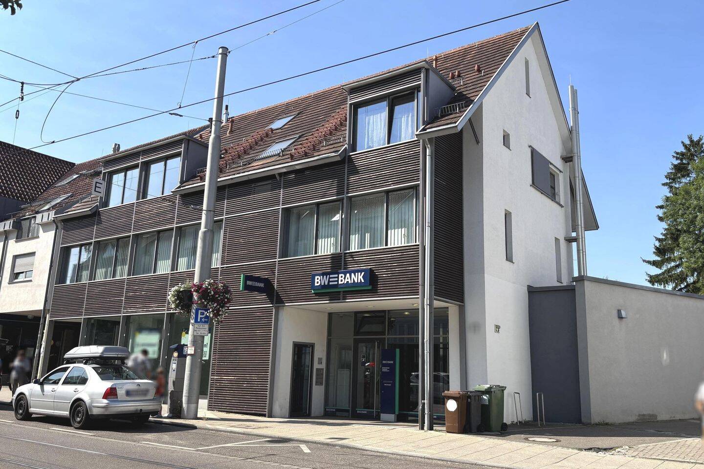 8 rooms Building in Stuttgart, Germany No. 363632