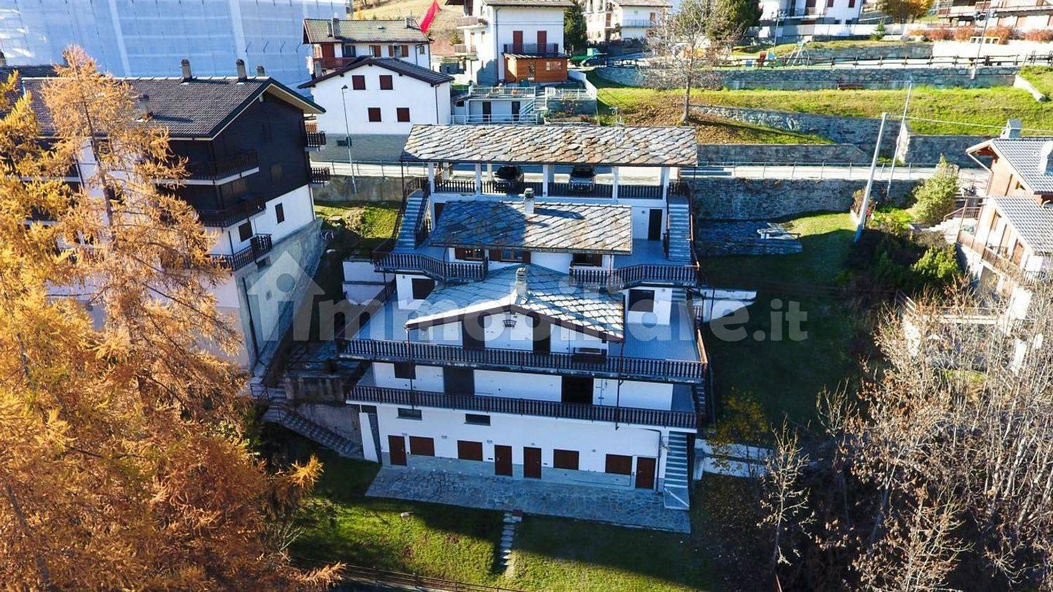 3-Zimmer Wohnung in Torgnon, Italy, Nr. 340003