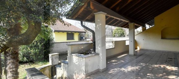 3 Schlafzimmer Haus in Parabiago, Italy, Nr. 23685 6