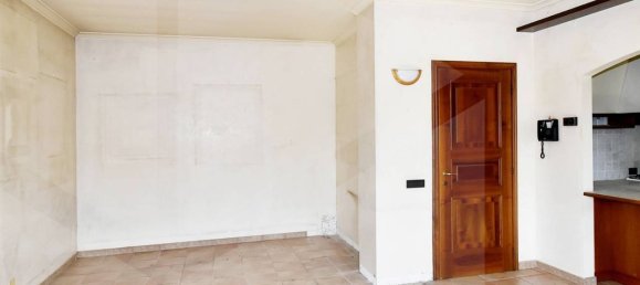 3 Schlafzimmer Haus in Parabiago, Italy, Nr. 23685 9