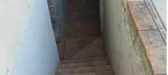 80m² Office in Cocquio-Trevisago, Italy No. 182126 2