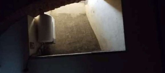 80m² Office in Cocquio-Trevisago, Italy No. 182126 5