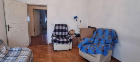 5 rooms Apartment in Colle di Val d'Elsa, Italy No. 64605 7