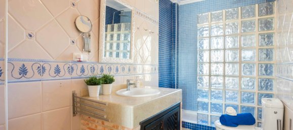 5 Schlafzimmer Haus in Alicante, Spain, Nr. 92299 23