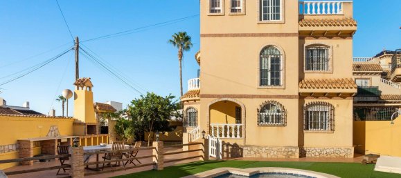 5 Schlafzimmer Haus in Alicante, Spain, Nr. 92299 2