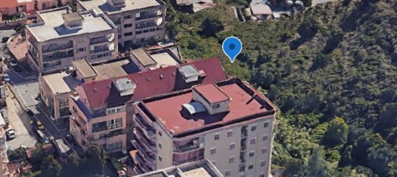 Apartamento de 4 divisões em Messina, Italy N.º 37965 3