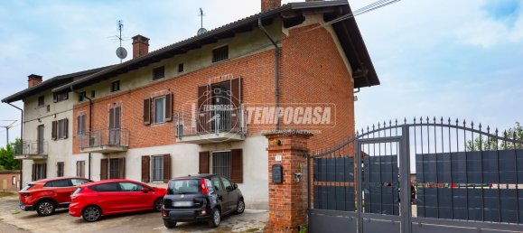 2 bedrooms House in Poirino, Italy No. 372846 22