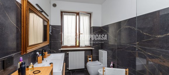 2 bedrooms House in Poirino, Italy No. 372846 5