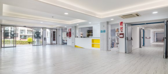 84 bedrooms Hotel in Cadiz, Spain No. 97742 5