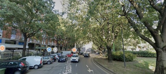 4 Schlafzimmer Wohnung in Milan, Italy, Nr. 357781 6