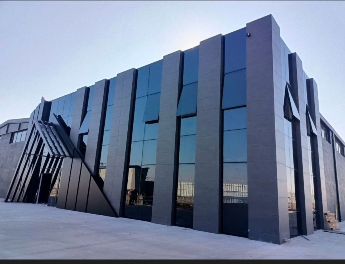 5 bedrooms Apartment in Poggio a Caiano, Italy No. 396495