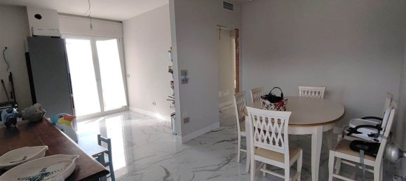 4 rooms Apartment in Senigallia, Italy No. 289931 2