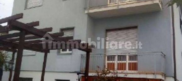 3 bedrooms Villa in Gazzada Schianno, Italy No. 14534 4