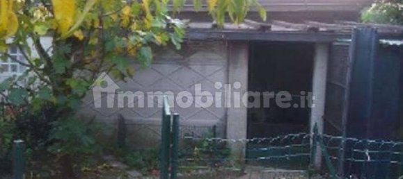 3 bedrooms Villa in Gazzada Schianno, Italy No. 14534 5