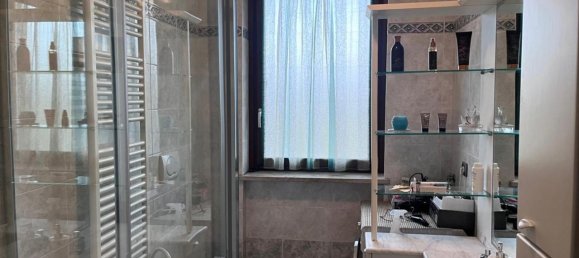 4 rooms Apartment in Beinasco, Italy No. 38085 6