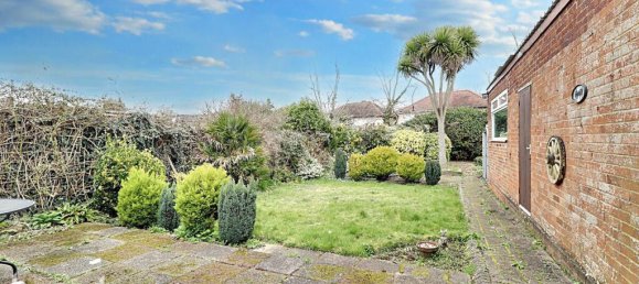 2 bedrooms Bungalow in Hayes, United Kingdom No. 5049 10