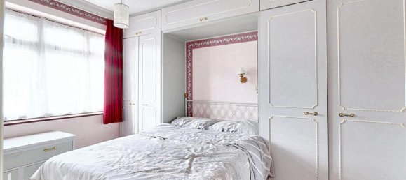 2 bedrooms Bungalow in Hayes, United Kingdom No. 5049 7