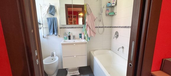 3 bedrooms Apartment in Rome, Italy No. 317174 21