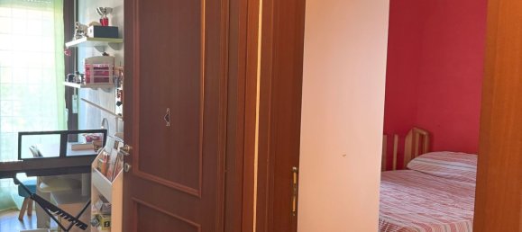 3 bedrooms Apartment in Rome, Italy No. 317174 17