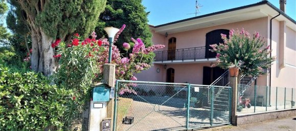 12 rooms Villa in San Giuliano Terme, Italy No. 156166 2