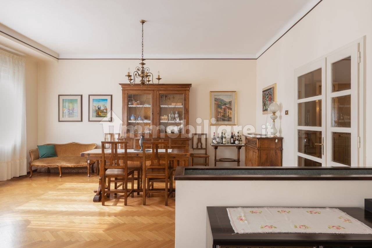 4 غرف نوم شقة في Trieste, Italy رقم 15715