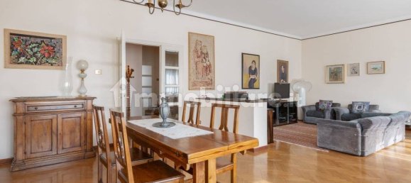 4 غرف نوم شقة في Trieste, Italy رقم 15715 5