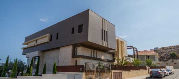 6 bedrooms House in Agios Athanasios, Cyprus No. 15042 10